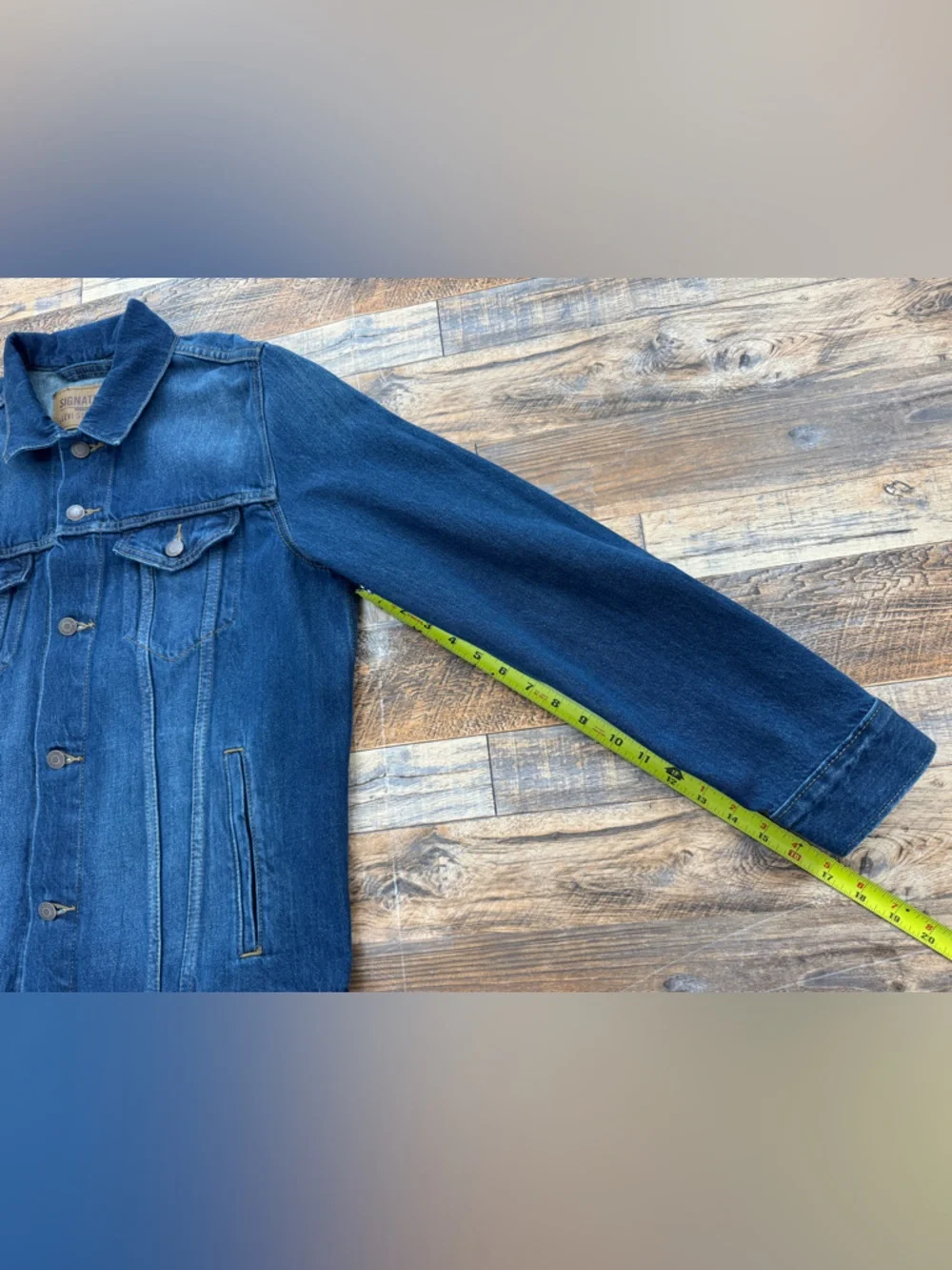 Signature by Levi Strauss Men's Button-up Denim Truckers Jacket, Size Medium - Picture 3 of 10